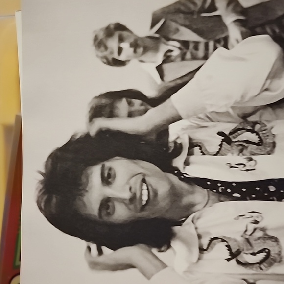 Freddie Mercury Remembering Queen Legend - Picture 4 of 4